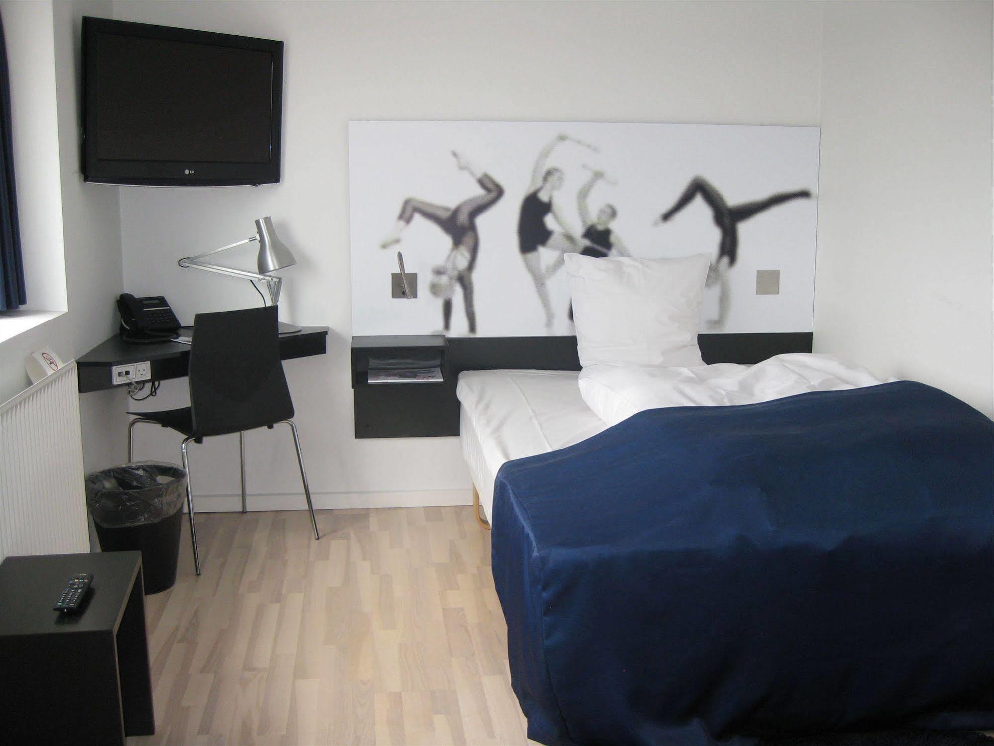 Hotel Dgi-Huset Χέρνινγκ Εξωτερικό φωτογραφία